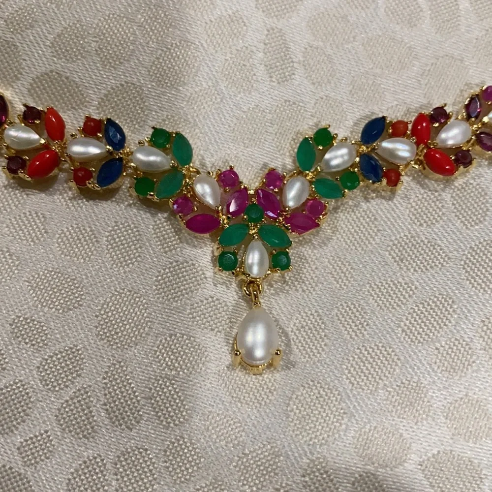 Multi-colored necklace and earrings set !!trade!! - Picture 4 of 4